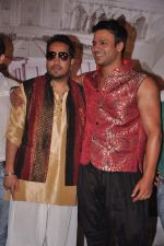 Vivek Oberoi, Mika Singh on the sets of Kismat Love Paisa Dili in Filmcity,Mumbai on 17th Aug 2012 (44).JPG