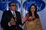 Dharmendra and Hema Malini on location of Indian Idol in Filmcity,Mumbai on 18th Aug 2012 (1).JPG