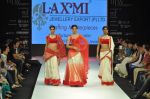 Model walks the ramp for Laxmi Jewellery Export vt Ltd Show at IIJW Day 1 on 19th Aug 2012  (13).JPG