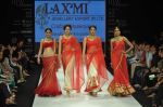 Model walks the ramp for Laxmi Jewellery Export vt Ltd Show at IIJW Day 1 on 19th Aug 2012  (57).JPG