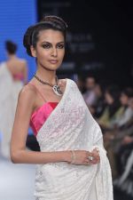 Model walks the ramp for  International Gemological Institute Show at IIJW Day 3 on 21st Aug 2012 (125).JPG