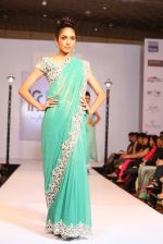 Model walks the ramp for AD SINGH Show at  hyderabad india fashion street on 21st Aug 2012 (4).jpeg