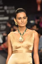 Model walks the ramp for Jewels Emporium Show at IIJW Day 4 on 22nd Aug 2012 (51).JPG