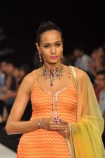 Model walks the ramp for Kriplani & Sons Show at IIJW Day 4 on 22nd Aug 2012 (84).JPG