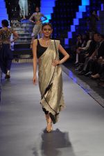 Model walks the ramp for PC Jeweller Show at IIJW Day 5 Grand Finale on 23rd Aug 2012 (136).JPG