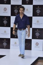 at Aamby Valley Bridal week model auditions in Sahara Star on 25th Aug 2012 (78).JPG