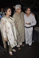Shabana Azmi, Javed Akhtar at A K Hangal_s prayer meet in Juhu, Mumbai on 27th Aug 2012 (49).JPG