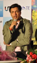 MADHUR BHANDARKAR AT THE PRESS CONFERENCE OF FILM HEROINE IN GURGAON DSC_3184.jpg