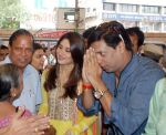 Kareena Kapoor, Madhur Bhandarkar at Heroine Music launch in Siddhivinayak Temple, Mumbai on 30th Aug 2012 (38).JPG