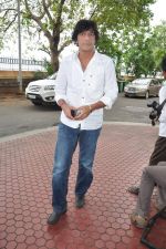 Chunky Pandey pay tribute to Reitesh Deshmukh_s father Vilasrao Deshmukh in NCPA on 31st Aug 2012 (11).JPG