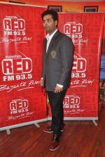 Karan Johar at Student of the Year Promotion in Radio FM 93.5 & Radio Mirchi 98.3 FM, Mumbai on 3rd Sept 2012 (11).JPG
