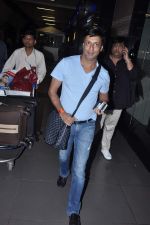 Madhur Bhandarkar leaves for Cape Town to shoot her new movie in Mumbai Airport on 4th Sept 2012 (13).JPG