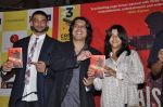 Ekta Kapoor, Piyush Jha, Arunoday Singh at Piyush Jha_s Mumbaistan book in Malad, Mumbai on 6th Sept 2012 (31).JPG