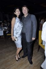 Randhir Kapoor, Deepti BHatnagar at Farook Khambatta_s new restaurant Umame in Eros on 8th Sept 2012 (119).JPG