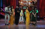 Kareena Kapoor, Madhuri Dixit, Karan Johar on the sets of Jhalak Dikhhla Jaa in Filmistan, Mumbai on 11th Sept 2012 (97).JPG