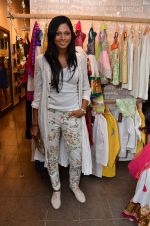 Nina Manuel at Nee & Oink launch their festive kidswear collection at the Autumn Tea Party at Chamomile in Palladium, Mumbai ON 11th Sept 2012 (2).JPG