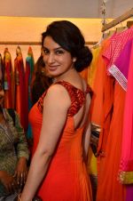 Tisca Chopra at Nee & Oink launch their festive kidswear collection at the Autumn Tea Party at Chamomile in Palladium, Mumbai ON 11th Sept 2012 (58).JPG