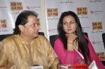 Anup Jalota, Poonam Dhillon at Kripa Karo Bhagwan album launch in sa re gama office on 12th Sept 2012 (33).JPG