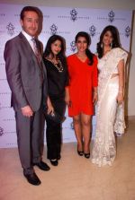 Kajol, Tanisha Mukherjee at Sherle Wagner store launch in Mumbai on 12th Sept 2012 (36).JPG