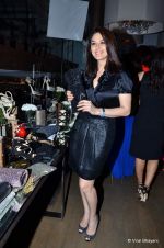 Preity Zinta at Jimmy Choo celebrates the opening of its 2nd boutique in Palladium, Mumbai on 12th Sept 2012 (207).JPG