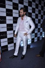 Saif Ali Khan on Day 2 of Aamby Valley India Bridal Fashion Week 2012 in Mumbai on 13th Sept 2012 (74).JPG