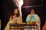 Asha Bhosle, Madhuri Dixit at Gautam Rajyadhaksha_s book launch in Ravindra Natya Mandir on 14th Sept 2012 (45).JPG
