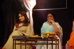 Asha Bhosle, Madhuri Dixit at Gautam Rajyadhaksha_s book launch in Ravindra Natya Mandir on 14th Sept 2012 (49).JPG