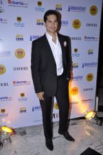 Dino Morea at Magic Bus event by L_Officiel in Mumbai on 14th Sept 2012 (25).JPG