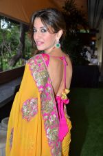 Perizaad Zorabian at Sahchari Foundation hosts Design One preview in Mumbai on 17th Sept 2012 (164).JPG