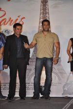 Salman Khan at the Audio release of Ishkq In Paris in Mumbai on 17th Sept 2012 (134).JPG
