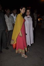 Amisha Patel at Salman Khan_s Ganpati Visarjan on 20th Sept 2012 (59).JPG