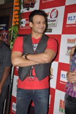 Vivek Oberoi promotes BIG Green Ganesha 2012 campaign by 92.7 BIG FM at BIG FM studio, Andheri West, Mumbai on 21st Sept 2012 (49).JPG