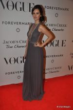 Evelyn Sharma at Vogue_s 5th Anniversary bash in Trident, Mumbai on 22nd Sept 2012 (73).JPG