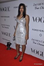 Nethra Raghuraman at Vogue_s 5th Anniversary bash in Trident, Mumbai on 22nd Sept 2012 (86).JPG
