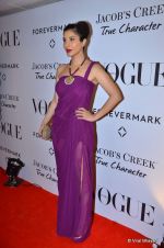 Sophie Chaudhary at Vogue_s 5th Anniversary bash in Trident, Mumbai on 22nd Sept 2012 (130).JPG