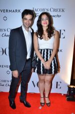 at Vogue_s 5th Anniversary bash in Trident, Mumbai on 22nd Sept 2012 (50).JPG