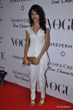 at Vogue_s 5th Anniversary bash in Trident, Mumbai on 22nd Sept 2012 (76).JPG