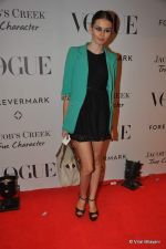 at Vogue_s 5th Anniversary bash in Trident, Mumbai on 22nd Sept 2012 (82).JPG
