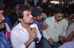 Himesh Reshammiya with Sur Shetra team at Ganesh Mandal in Lower Parel, Mumbai on 25th Sept 2012 (17).JPG