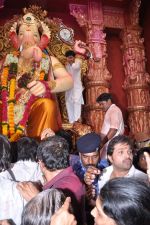 Himesh Reshammiya with Sur Shetra team at Ganesh Mandal in Lower Parel, Mumbai on 25th Sept 2012 (23).JPG