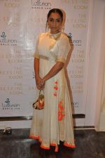 Shweta Salve at the Dressing Room in Juhu, Mumbai on 26th Sept 2012 (38).JPG