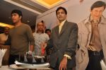 Suneil Anand celebrates Dev Anand_s birth anniversary in Sea Princess, Mumbai on 26th Sept 2012 (34).JPG