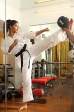 Neetu Chandra first Bollywood actor to get Taekwondo Second Dan Black Belt (3).jpg