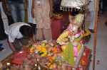Rajpal Yadav visits Andheri Ka Raja in Mumbai on 27th Sept 2012 (13).JPG