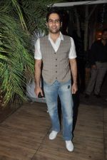 Aman Verma at the completion of 100 episodes in Afsar Bitiya on Zee TV by Raakesh Paswan in Sky Lounge, Juhu, Mumbai on 28th Sept 2012 (62).JPG