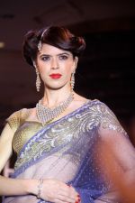 Model walk the ramp for the Ace Designer Rehan Shah for Timeless Paragon- Classic Diamond Jewellery on 28th Sept 2012 (8).jpg