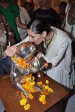Nargis Fakhri at Andheri ka Raja in Mumbai on 28th Sept 2012 (52).JPG