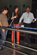 Priyanka Chopra snapped at international airport in Mumbai on 30th Sept 2012 (1).JPG