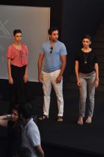 Rahul Khanna at Van Heusen launch in Mumbai on 3rd Oct 2012 (32).JPG