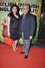 Ramesh Sippy, Kiran Sippy at English Vinglish premiere in PVR, Goregaon on 5th Oct 2012 (382).JPG